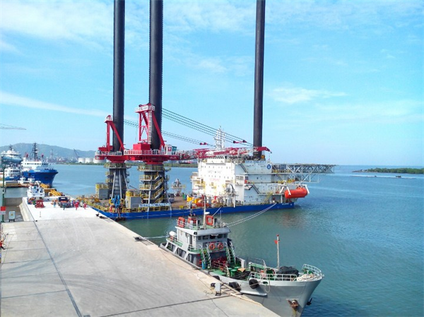 Provision of logistics service, serving jetty mooring, maintenance liftboat H1015. 2 - Con tract No.: DXP-Q-1014-037