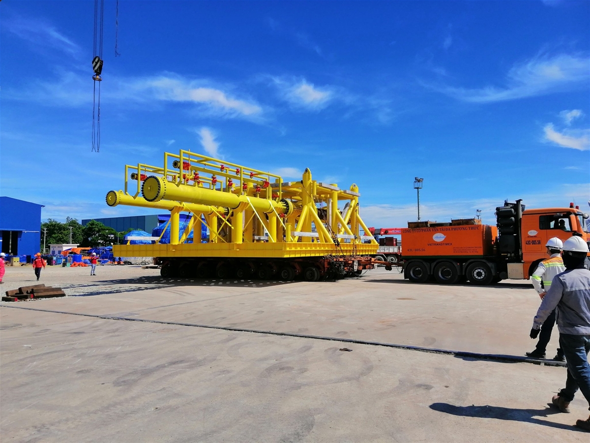 Provision of Manpower, Equipment and Port Services for Loadout - Plem