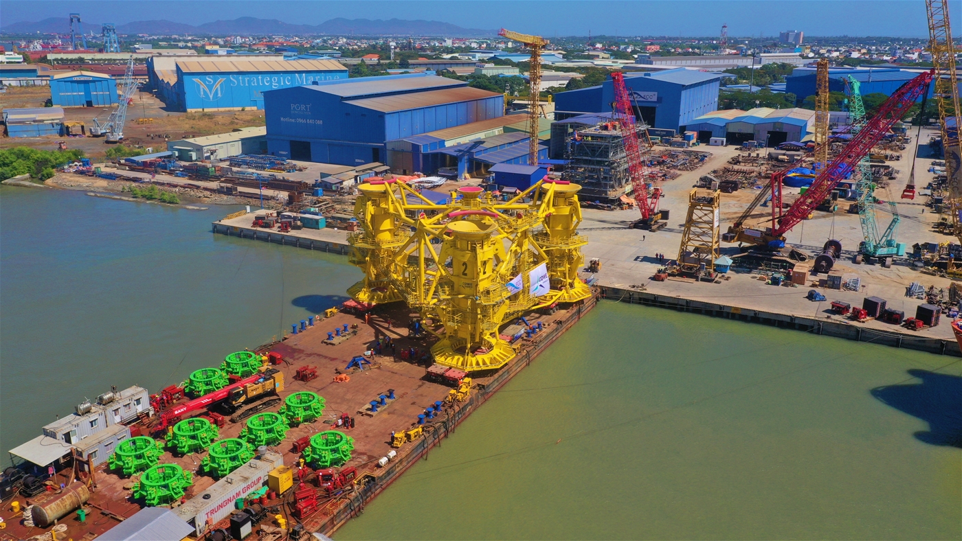 Dự án Piling Template 1,500 tấn tại Cảng Đông Xuyên